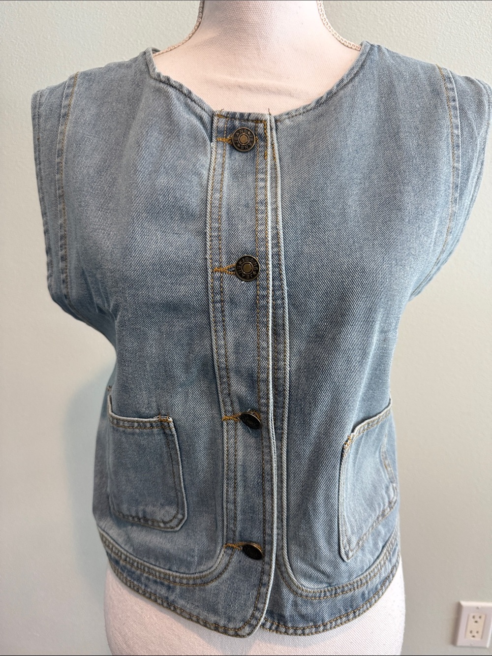 NWTS JZT LIGHT Blue Denim Vest WOMENS 3XL Button-Front Jeans Jacket PTP 22